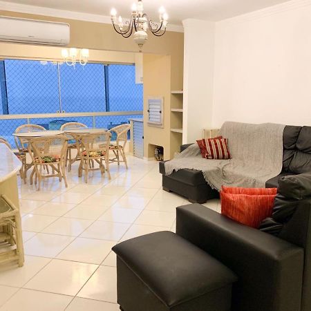 Apartamento Itapema Na Av Principal A 50 M Da Praia Exterior foto