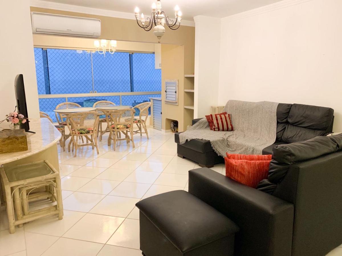 Apartamento Itapema Na Av Principal A 50 M Da Praia Exterior foto