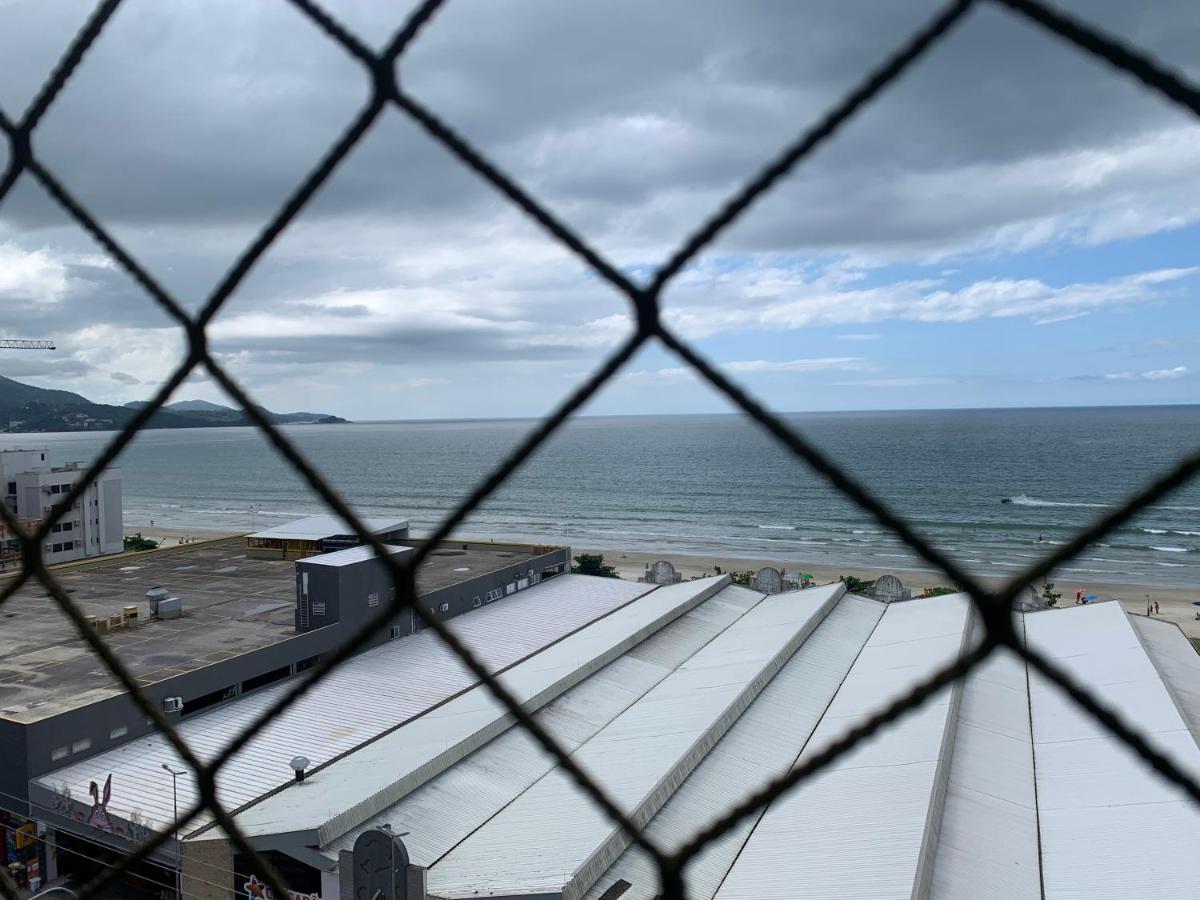Apartamento Itapema Na Av Principal A 50 M Da Praia Exterior foto